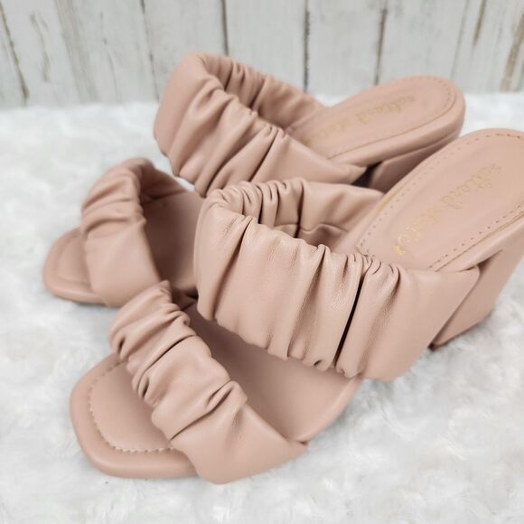 Altar'd State Pink Ruched Heel Sandals Size 6 - Picture 5 of 9